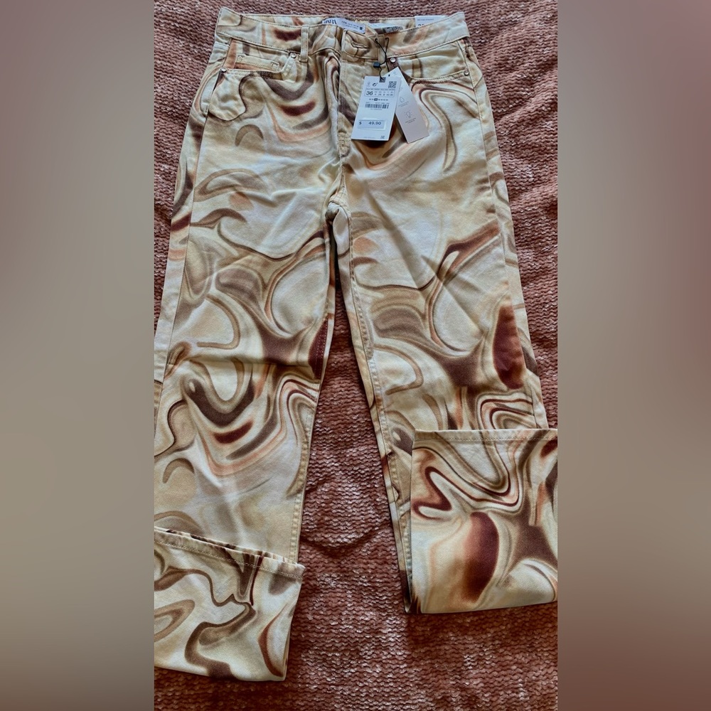 Zara Jean: Mid Rise Straight